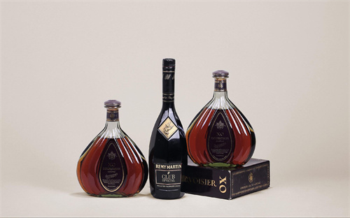 高价回收蓝带洋酒