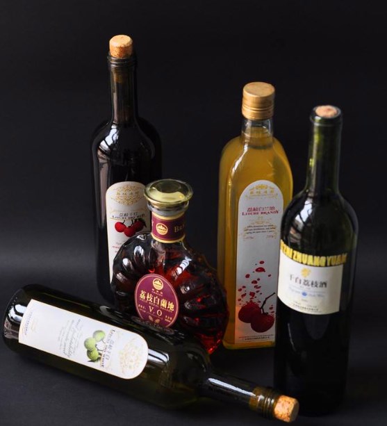 白云上门回收红酒,拉菲红酒回收商家,高价回收名酒礼品